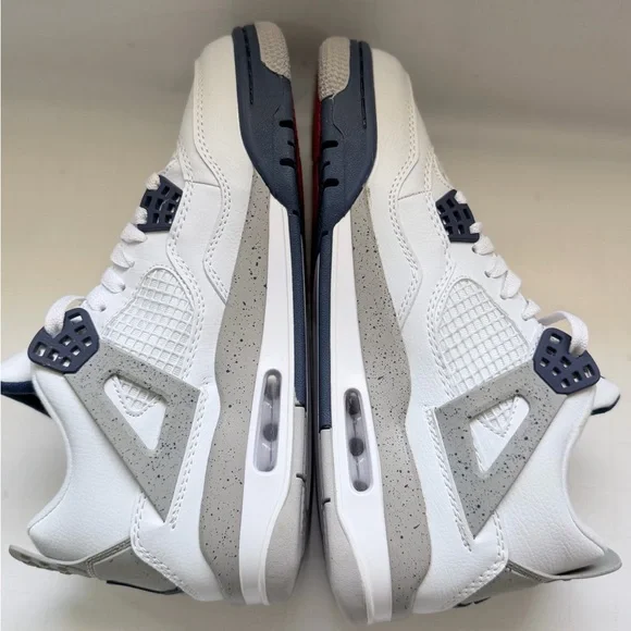 Jordan Men's White, Gray & Navy Retro Sneakers - Picture 6 of 6
